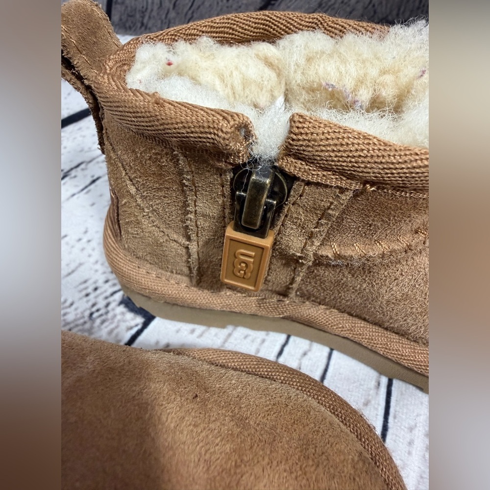 UGG Tan Kids Mini Boots with Cozy Lining - Picture 3 of 9
